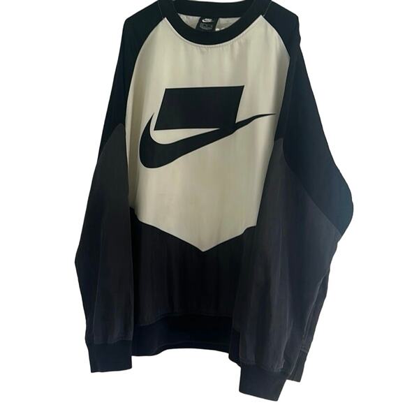 Nike 2019 Cruise Sweatshirts (Ar1643-060) Black Sz XL
Mint condition - Picture 7 of 8